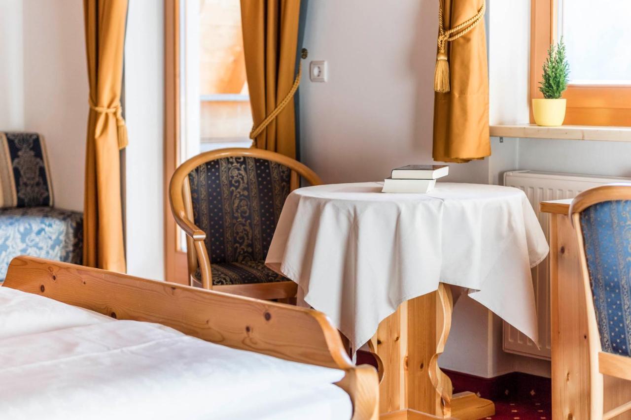 B&B Hotel Alpenrose Rooms & Apartments Valles Exterior photo
